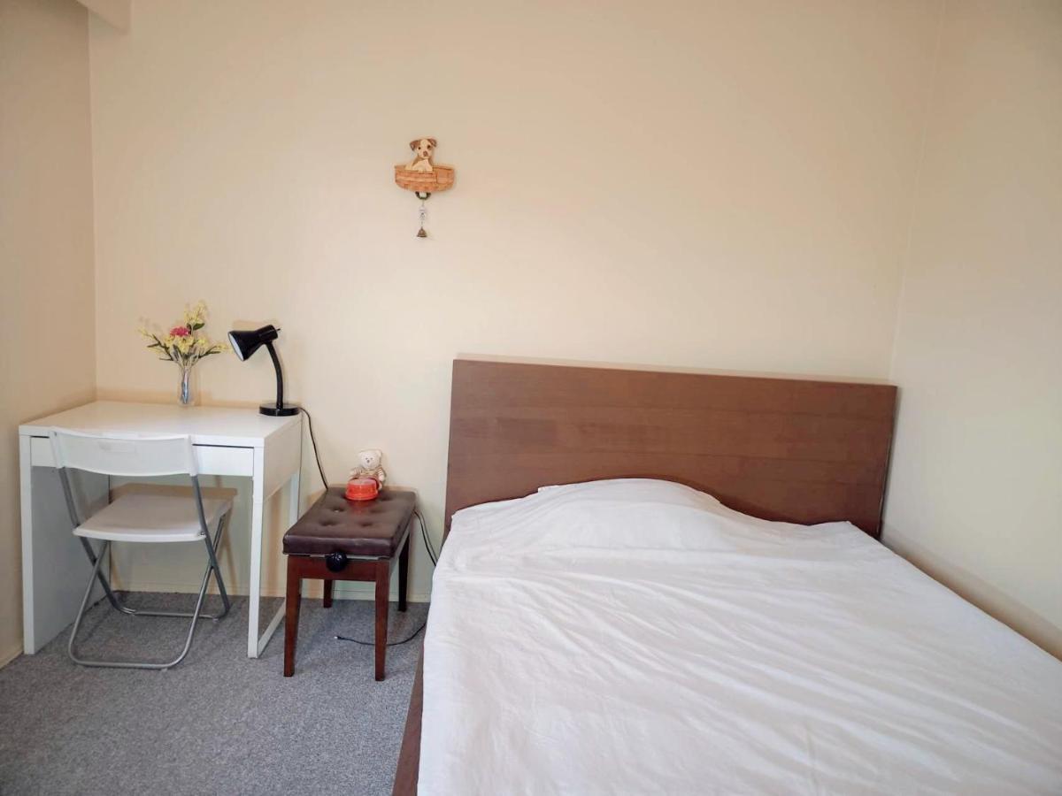Private Room With Queen Bed In Richmond 202 Exterior foto